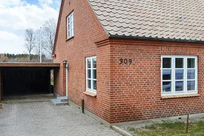 Image de Évasion pleine nature : accès à la forêt et au lac