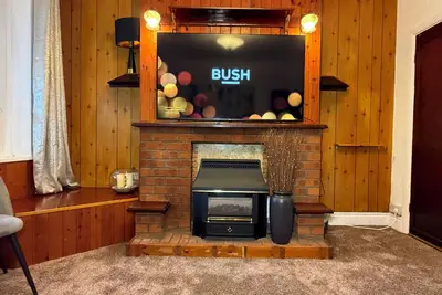 Image de Spacious 3-Bedroom House in Doncaster with Vintage Charm