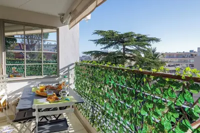 Image de Appartement à Cannes avec 2 chambres à coucher, 4 couchages