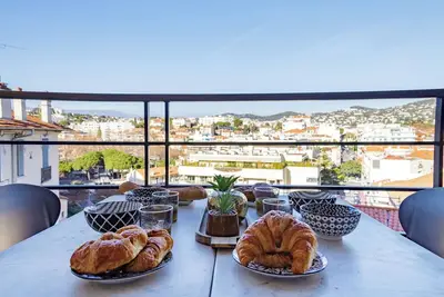 Image de Appartement à Cannes avec 1 chambres à coucher, 4 couchages