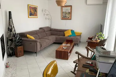 Image de Maison moderne de plain plain-pied climatisée proche de la mer  Tram, Parc Expo