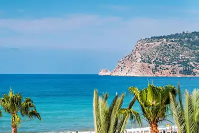 Image de Sa Apartments! Beachfront 4bd Duplex