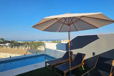 Image de Maison spectaculaire neuve avec psicine privée, vue sur la mer, garage