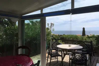 Image de Gîte : \"entre mer et jardin\" (ei riazi)