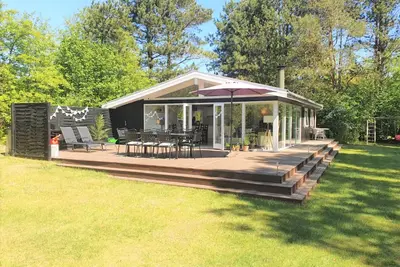 Image de Family-friendly vacation home, 3 bedrooms, sleeps 6. , terrace w/evening sun