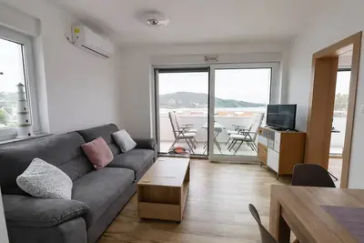 Blue Horizon Apartment