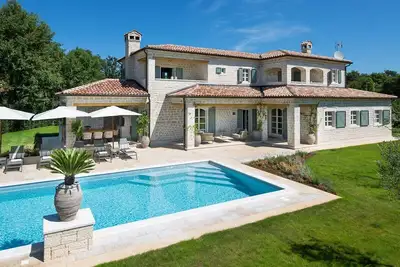 Image de Luxury Villa Nevia for 10 guest's with private pool and sport court's.
