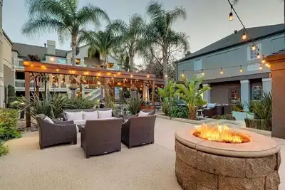 Image de Sonesta Suites Sunnyvale. Queen W/Sofa Bed. 4 mile drive to Super Bowl Stadium