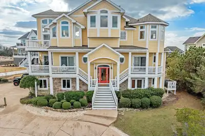 Agapé: Elevator | Private Pool | Hot Tub