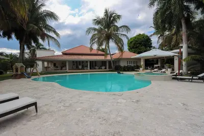 Image de Majestic Villa in Casa de Campo, La Romana - Luxury, Privacy and Golf View