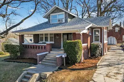 Image de Pet Friendly Home—Smart TVs—King Beds—Free Parking