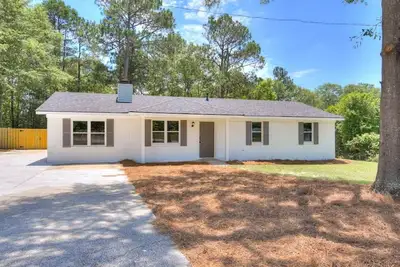 4 Bd / 3 Ba near Ft. Eisenhower