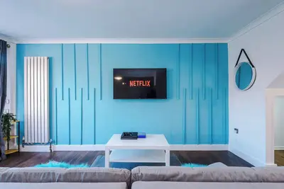 Image de Cosy 2br House | Contractors | Pool Table | Parking