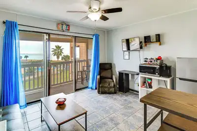 Image de Steps to North Beach: Gem w/ Ocean-View Balcony!