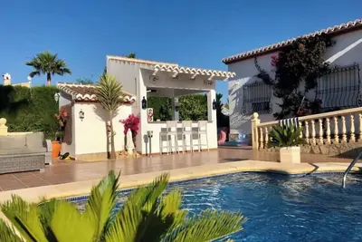 Image de Stunning Private Villa With Parking/Wifi/Private Pool/ Air Con In All Rooms