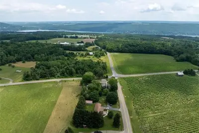 Image de Serene Finger Lakes 3br Retreat Near Keuka Lake with Vineyard Views