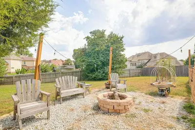 Fire Pit • Bbq Patio • Kids Playground • Sleeps 12