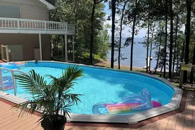 Image de Lakefront Getaway, Pool, Pickleball, Dock
