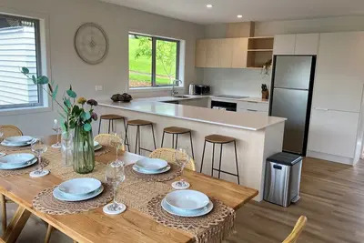 Image de Modern Rotorua Haven