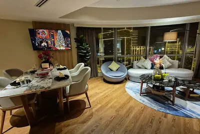 Image de The Hotel Residences at Aqua - Premier Suite
