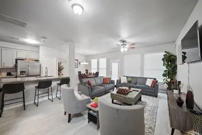 Cozy, Comfy, Warm Relaxing Home