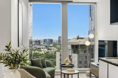 Image de Luxury Cbd 1br Apartment | Sleeps up to 4 | Pool, Gym & Sauna