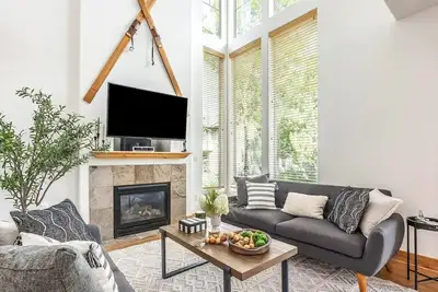 Image de Park City Luxury Fox Point| Free Ski Waxes, Ski Tunes, and discounts on Rentals and Activities in town!