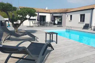 Image de Villa proche des Sables d'Olonne avec piscine privée à 15mn des plages!
