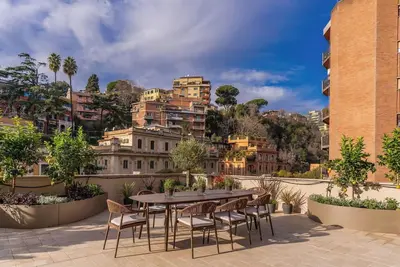 Image de Appartement en ville  / village à Rome avec 4 chambres à coucher, 11 couchages