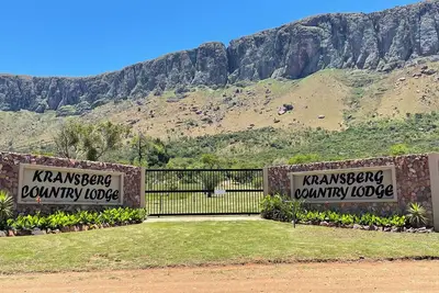 Image de Tremendous 6-bedroom farmhouse in the charming Kransberg Mountains awaits you.