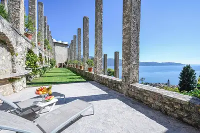 Lemon Garden Retreat - Villa Arbor