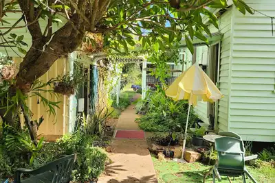 Meyenburg King Single