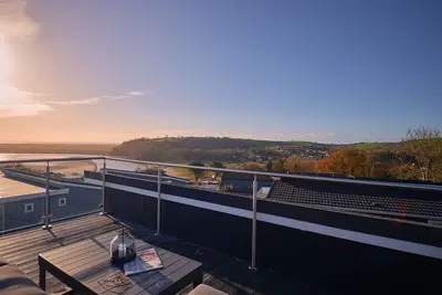 Image de Epic Spa (Roof Terrace) (Pet), Carmarthen