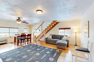 Image de Dog-friendly Cottage with Amazing Panoramic Views of Anchorage Coast