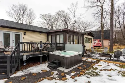 Image de Summit Retreat: Hot Tub | Game Room | Sauna