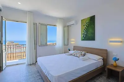 Cœur de Sciacca • Vue imprenable • Suite familiale