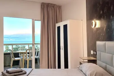 Image de Studio with sea views Benalmádena