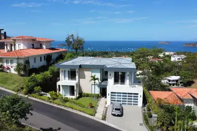 Image de Luxury Ocean-View Villa in Pacífico W/Private Pool