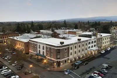 Image de Always a Great Idea To Unwind! 4 Relaxing Units, Pets Allowed, Free Parking!