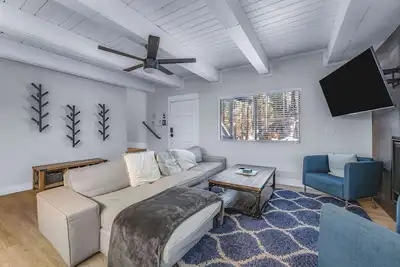 Image de Zephyr Chalet Steps from Zephyr Cove