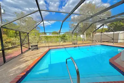Image de Escape to the Lake Family Home 8ppl/3br/2Bath/Pool/Bbq/Pet Friendly/Boat Parking