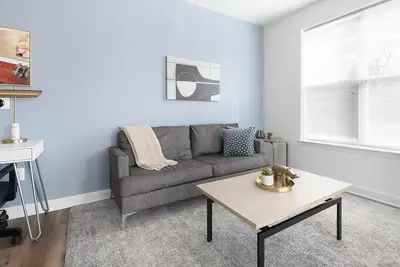 Image de Landing | Spectacular 2bd, Gym, Pool