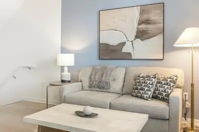 Image de Landing | Spectacular 2bd, Pool, Clubhouse