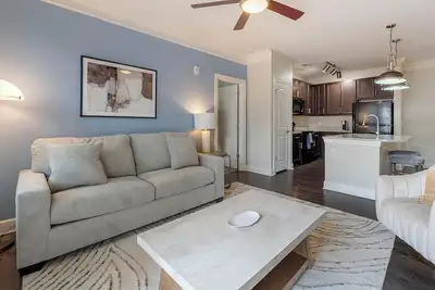 Image de Landing | Stunning 2bd, Pool, Clubhouse