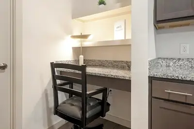 Image de Landing | Stunning 2bd, Gym, Game Room