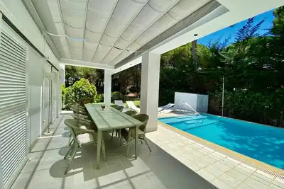 Image de Villa with pool 6' from the beach