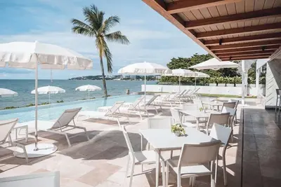 Image de Panarea 1c | Beachfront 3br w/ Luxe Amenities