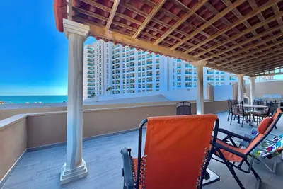 Image de Private Beach View Home. Fire Pit. Sleeps 8