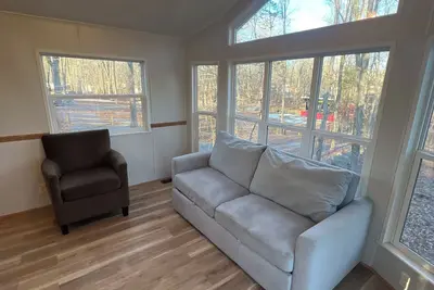 Image de Cozy 2-bedroom Park Model / Ac - within Strawberry Park Resort Campground