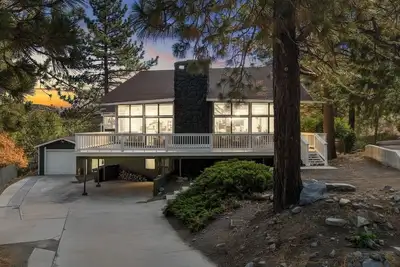 Image de Beautiful 3-bedroom Chalet in Wrightwood perfect for your getaway